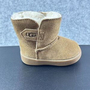 UGG Australia Keelan Baby Infant Boots 02/03 Brown Sheepskin Lined Suede Leather